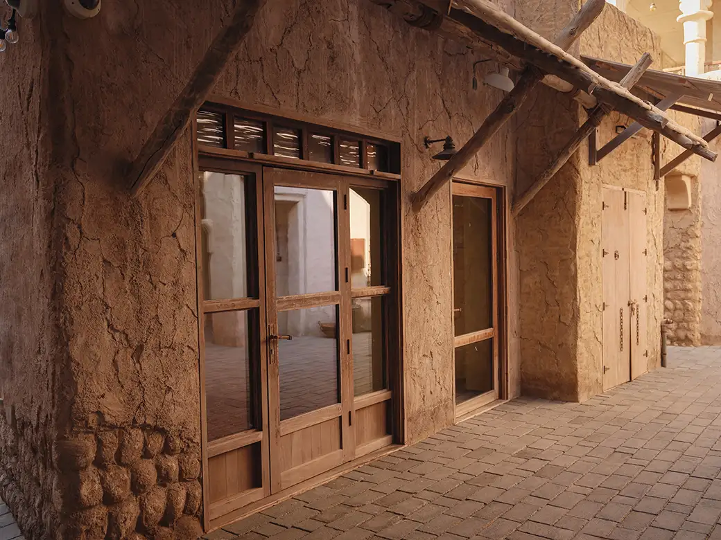 Jak zbudować ekologiczny domek ogrodowy z gliny i słomy